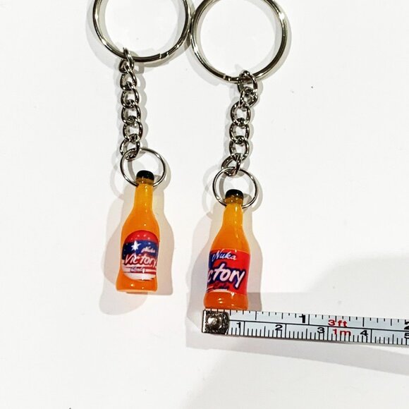 Fallout 4 Nuka Cola Victory Bottle Keychain - 3.5inch Gaming Keychain - Picture 9 of 11